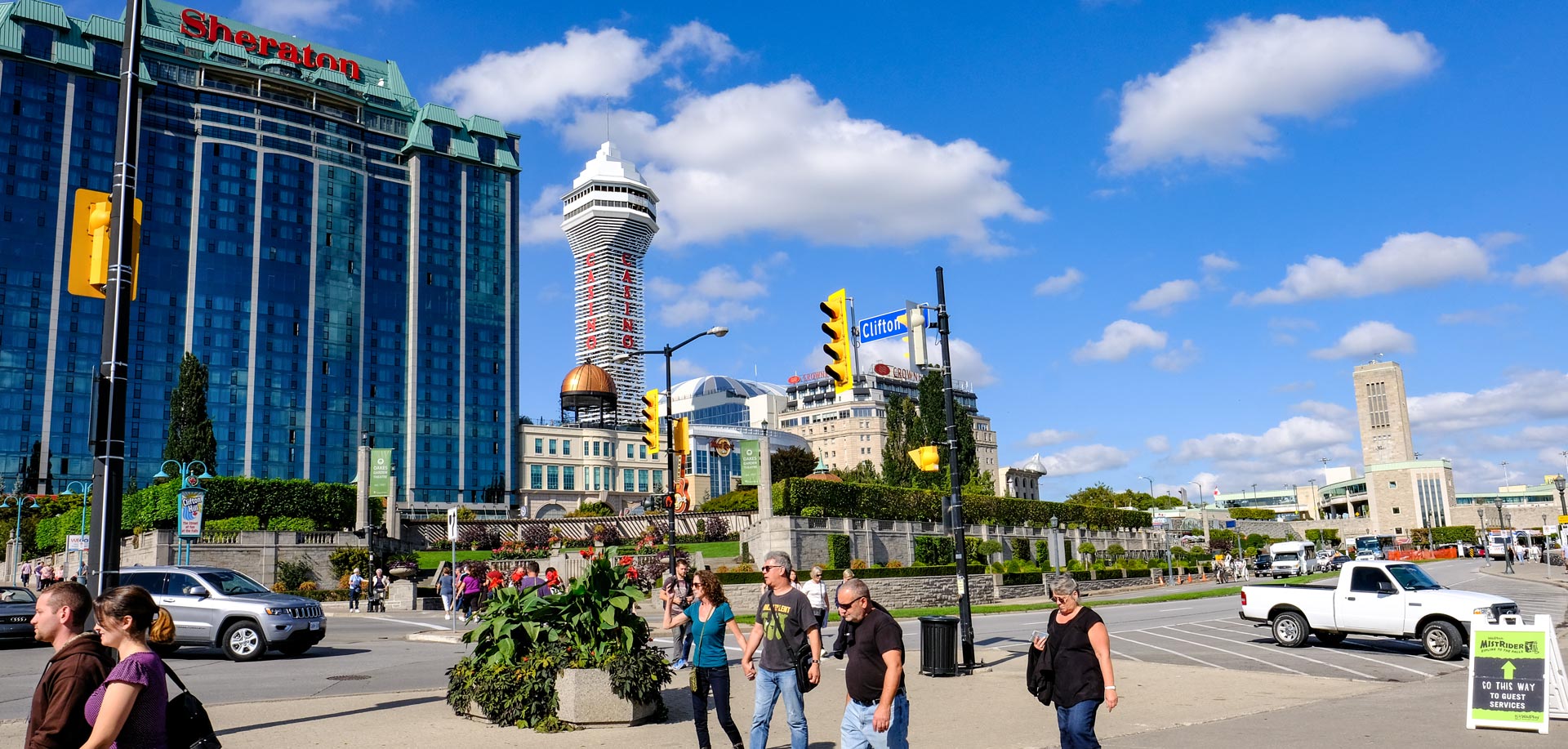 Top 10 Places to Stay in Niagara Falls