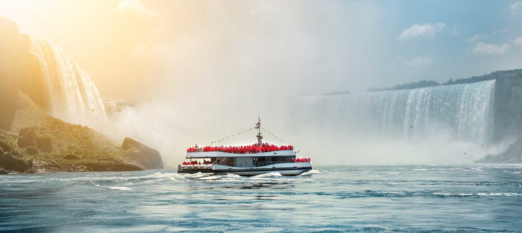 Board the Hornblower Niagara Cruise