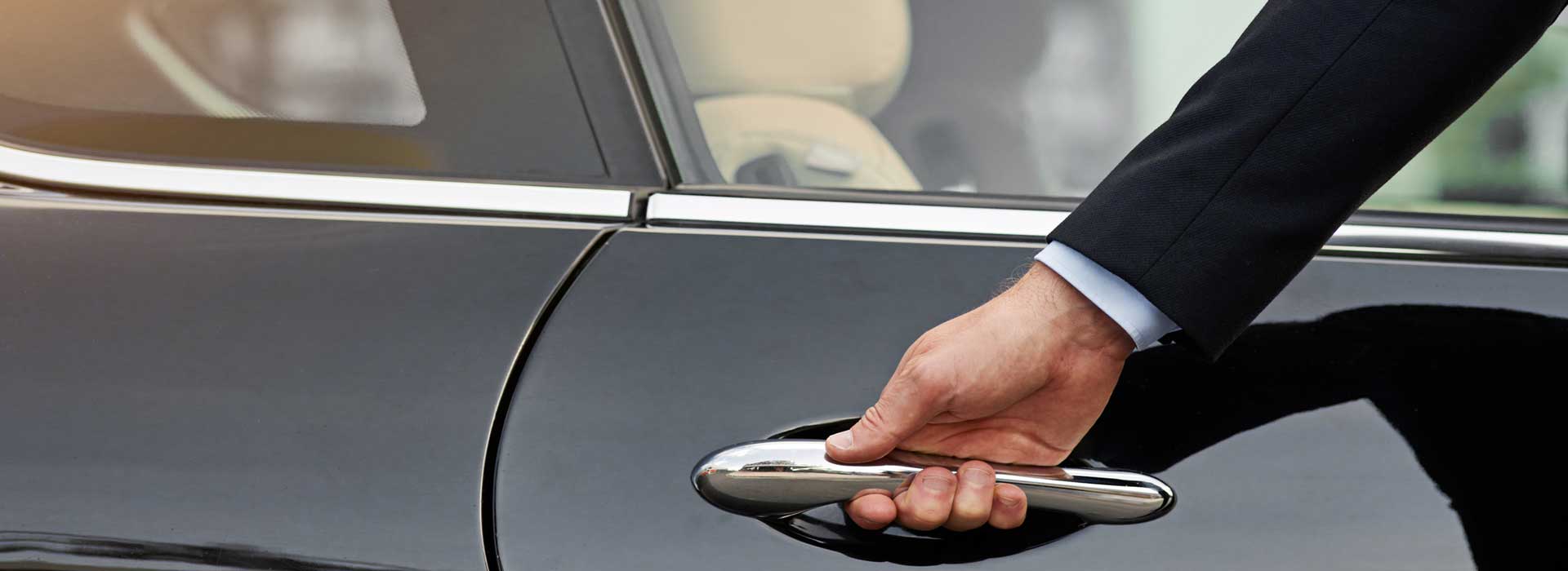 Private Transfer from Buffalo Niagara Int'l Airport to Niagara Falls