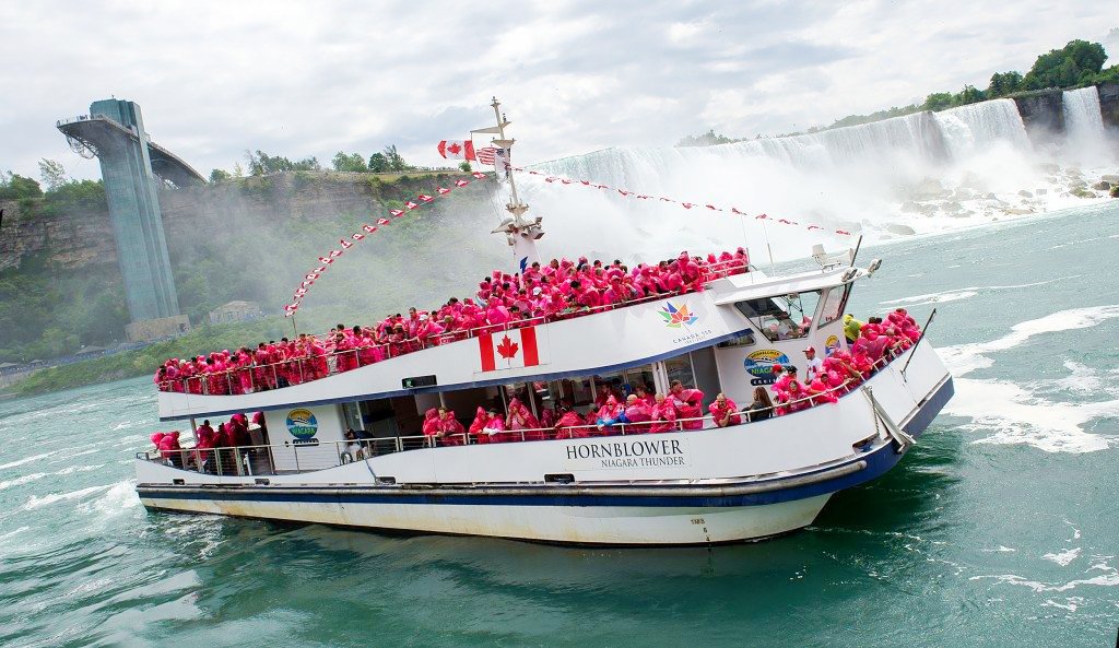Children on Hornblower Niagara Cruise | Niagara Boat Tours | ToNiagara