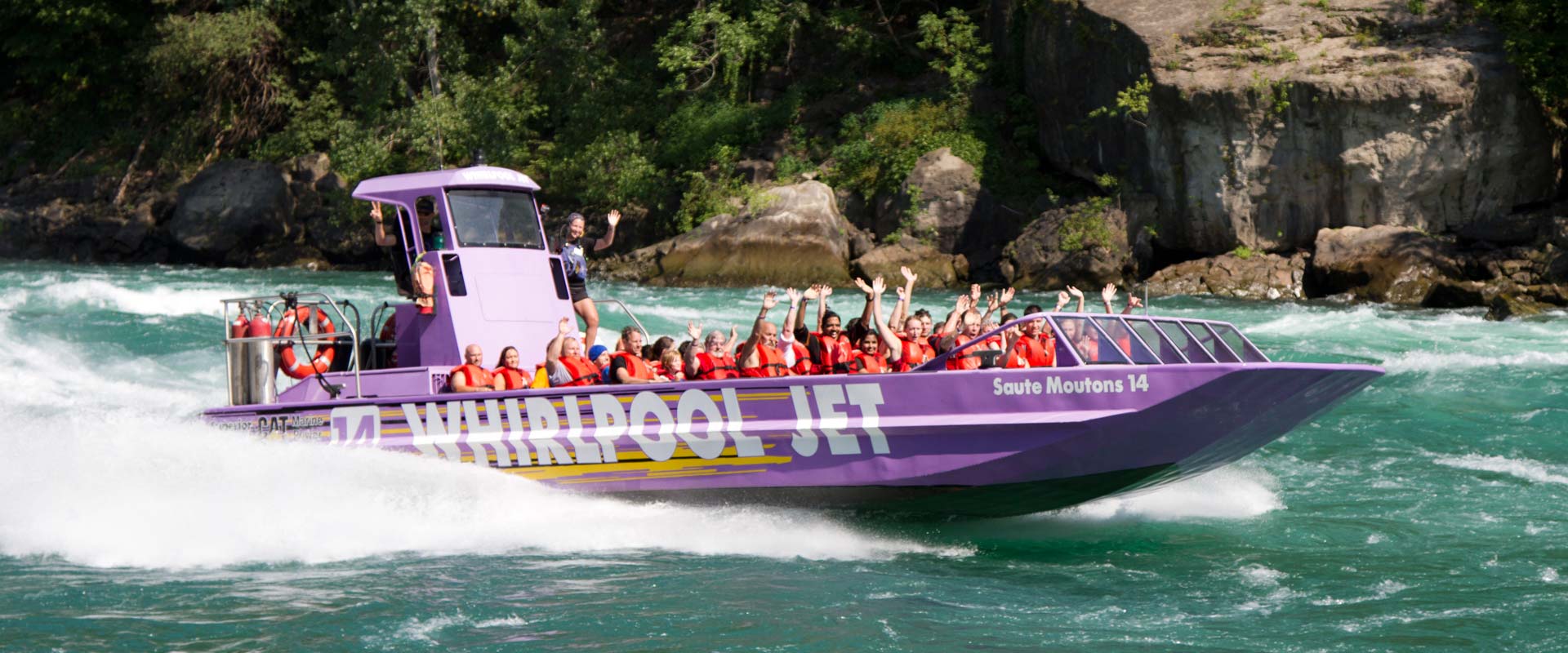 Niagara boat jet whirlpool falls tour