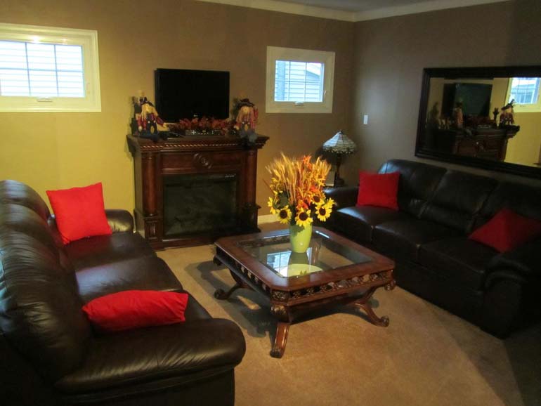 your-oasis-in-niagara-falls-canada-apartment.jpg