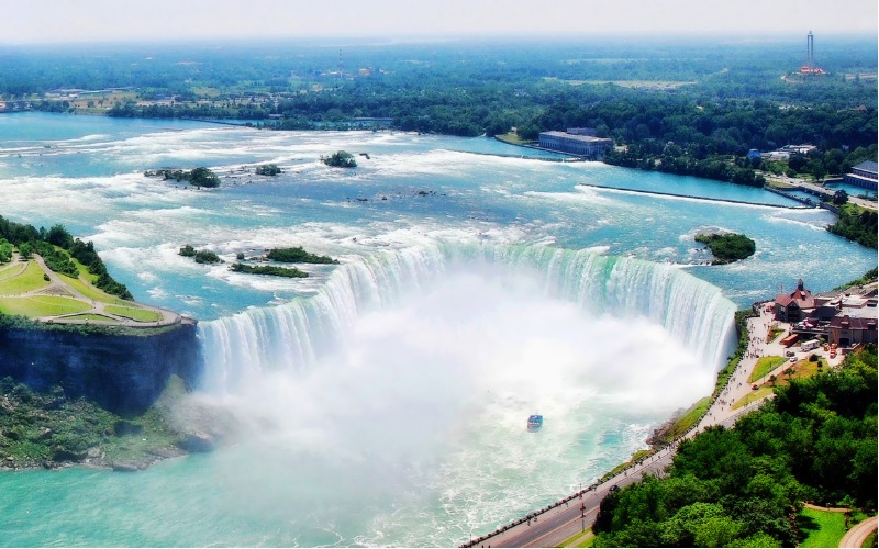 Luxury Niagara Falls Sightseeing Day Tour