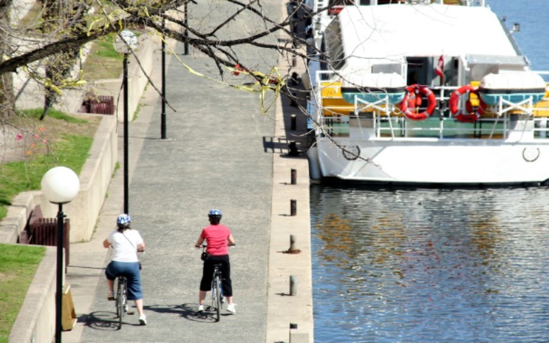 a-self-guided-bicycle-tour-in-ottawa-gatineau-800x500-1689643524.jpg