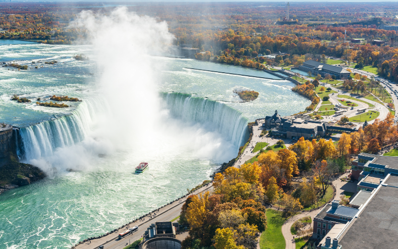 niagara-falls-culinary-walking-tour-with-canadian-flavours-800x500-1750370880.jpg