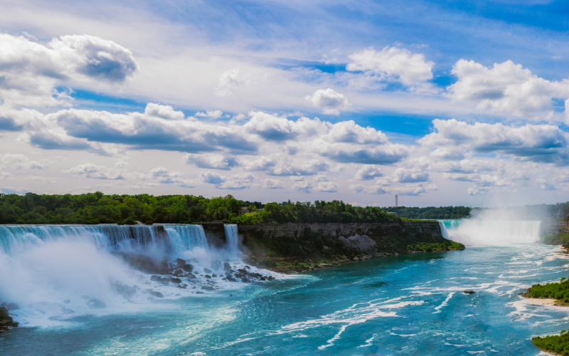 power-station-light-show-private-niagara-falls-night-tour-800x500-1750436976.jpg
